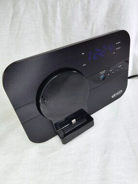 Jensen JiLS-525i Apple Lightning Docking Digital Music System & Alarm Clock